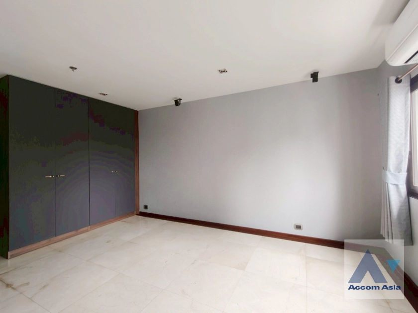 23  3 br Condominium for rent and sale in Sukhumvit ,Bangkok BTS Nana at Kallista Mansion AA39655