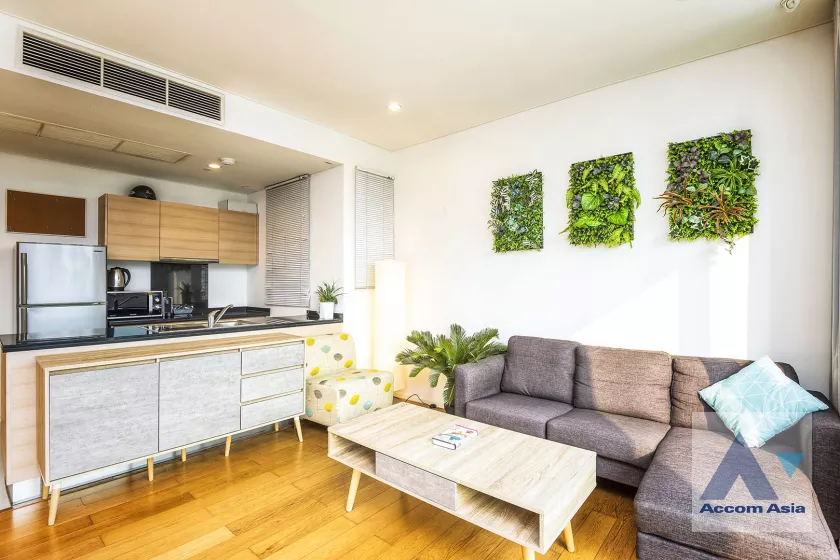 unit 1 Bedroom  Condominium For Rent & Sale in Sukhumvit, Bangkok  near BTS Asok - MRT Sukhumvit (AA39657)