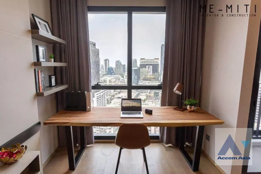 unit 1 Bedroom  Condominium For Rent in Silom, Bangkok  near MRT Sam Yan (AA39662)