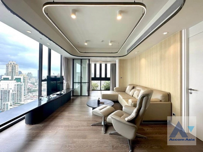 Pet friendly |  Muniq Sukhumvit 23 Condominium  3 Bedroom for Rent MRT Sukhumvit in Sukhumvit Bangkok