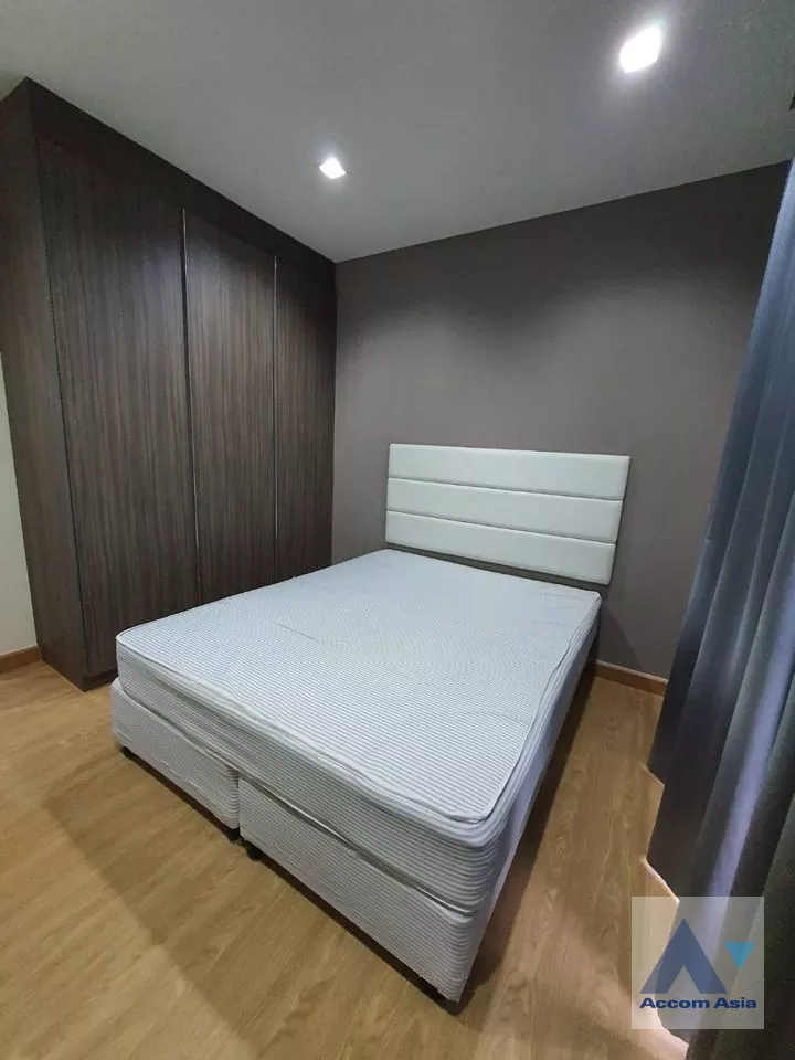 6  2 br Condominium For Sale in Charoen Nakhon ,Bangkok BTS Krung Thon Buri at Urbano Absolute Sathorn AA39665