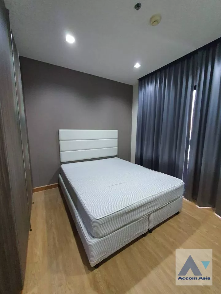 5  2 br Condominium For Sale in Charoen Nakhon ,Bangkok BTS Krung Thon Buri at Urbano Absolute Sathorn AA39665