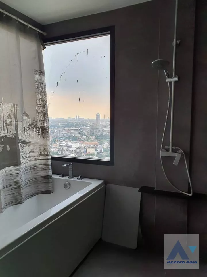 12  2 br Condominium For Sale in Charoen Nakhon ,Bangkok BTS Krung Thon Buri at Urbano Absolute Sathorn AA39665