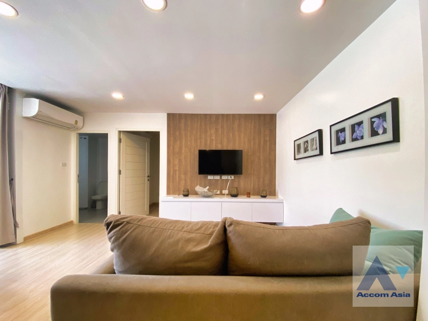 unit 2 Bedrooms  Condominium For Rent in Sukhumvit, Bangkok  near BTS Phrom Phong (AA39667)