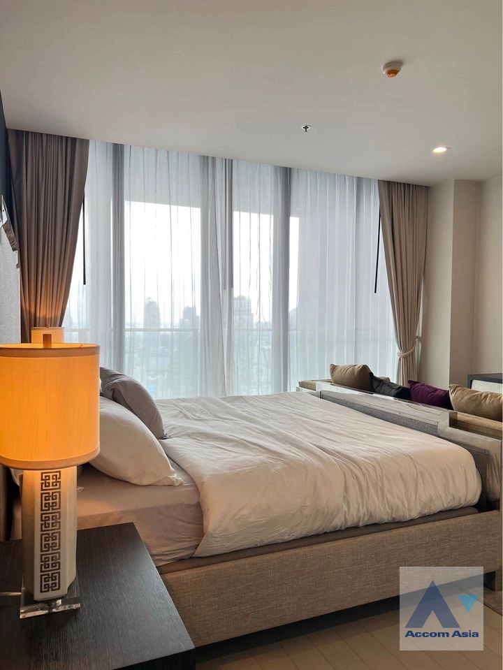 15  3 br Condominium For Rent in Ploenchit ,Bangkok BTS Ploenchit at Noble Ploenchit AA39677