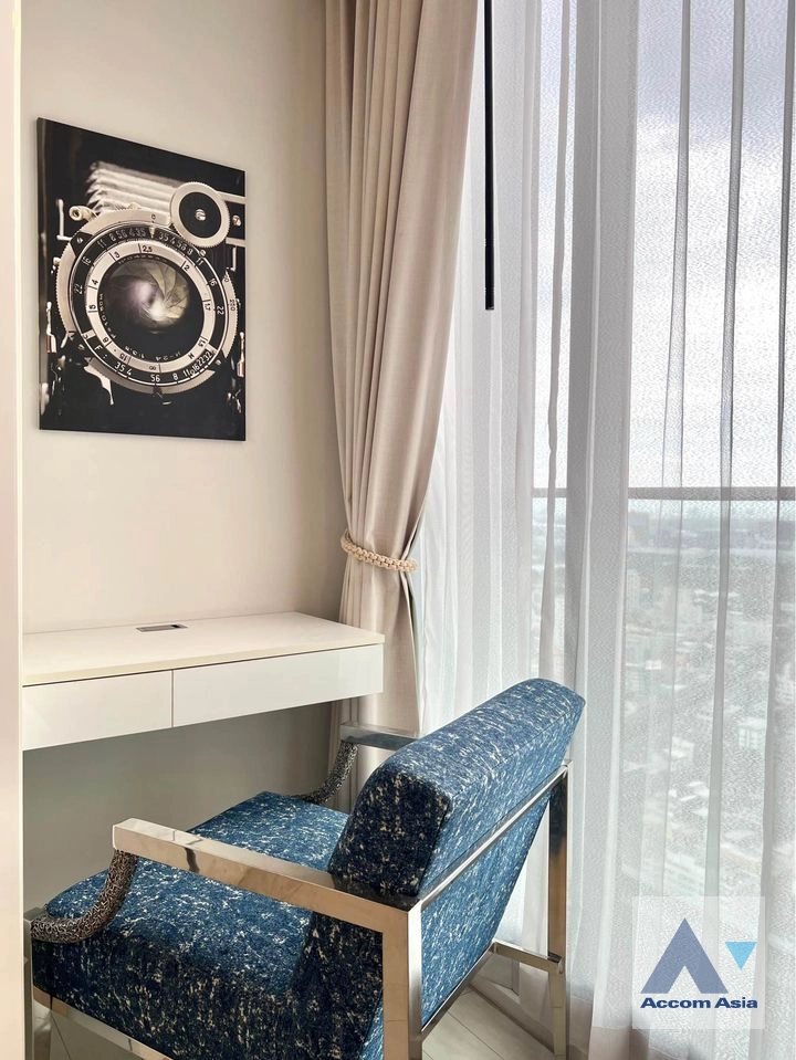 17  3 br Condominium For Rent in Ploenchit ,Bangkok BTS Ploenchit at Noble Ploenchit AA39677