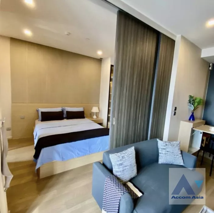 unit 1 Bedroom  Condominium For Rent in Sukhumvit, Bangkok  near BTS Asok - MRT Sukhumvit (AA39680)