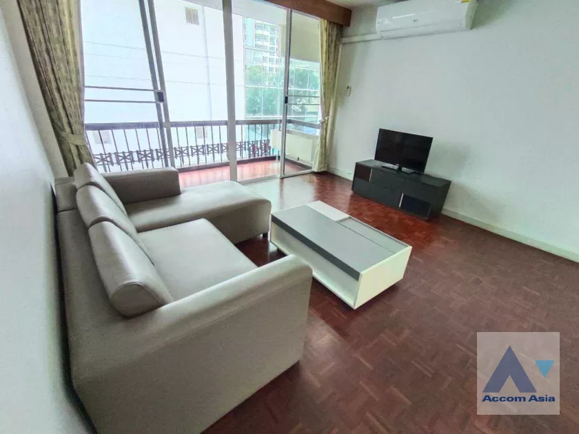 Pet friendly |  2 Bedrooms  Apartment For Rent in Sukhumvit, Bangkok  near BTS Asok - MRT Phetchaburi (AA39682)