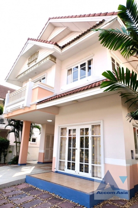  1  3 br House For Rent in Dusit ,Bangkok  at Parkway Chalet AA39698