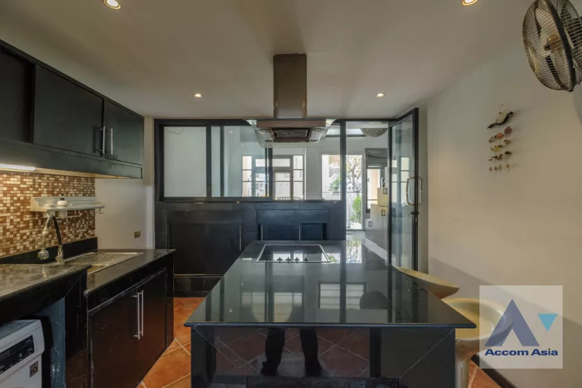 5  3 br Townhouse For Rent in Sukhumvit ,Bangkok BTS Bang Chak at City Plus Townhome AA39700