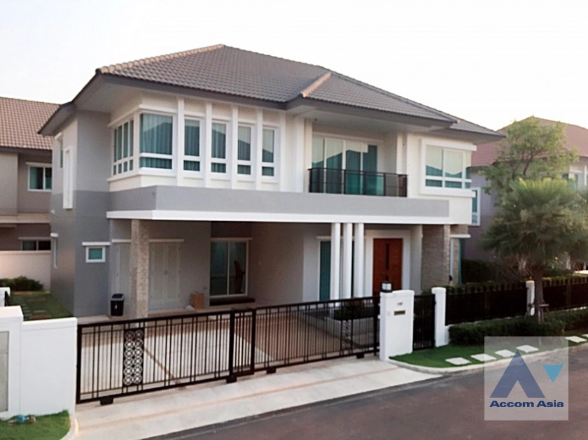  2  4 br House for rent and sale in Latkrabang ,Bangkok ARL Ban Thap Chang at Grand Bangkok Boulevard Rama 9 Srinagarindra AA39708