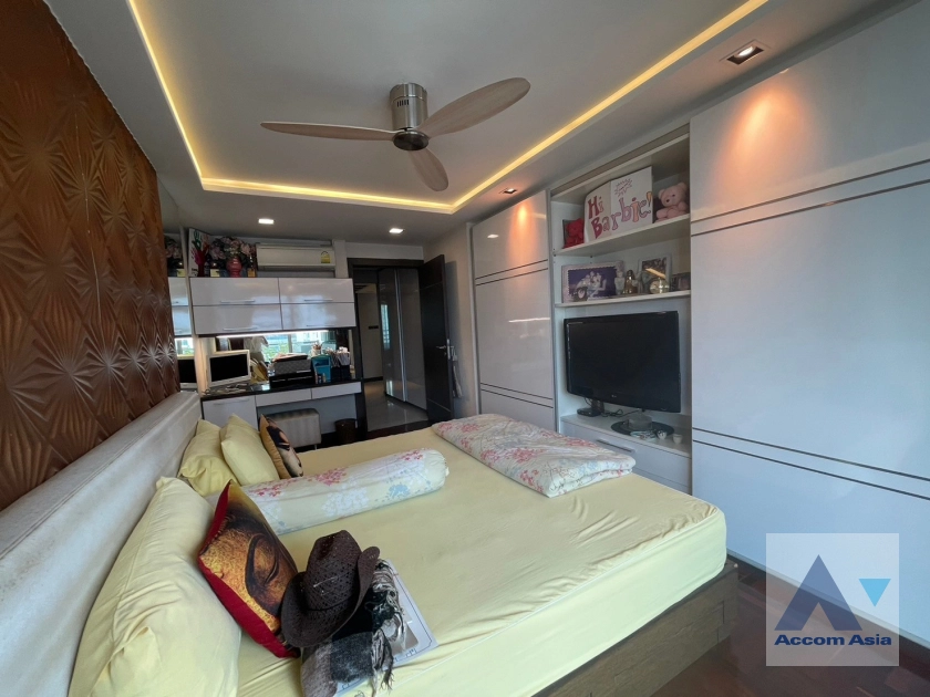 12  4 br Condominium For Sale in Sukhumvit ,Bangkok BTS Asok at Wattana Heights AA39709