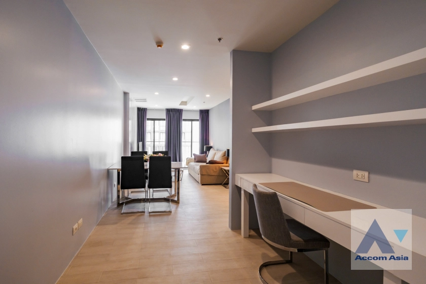 unit 2 Bedrooms  Condominium For Rent & Sale in Ploenchit, Bangkok  near BTS Ploenchit (AA39714)