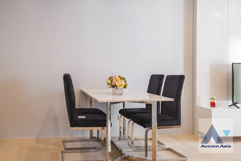 6  2 br Condominium for rent and sale in Ploenchit ,Bangkok BTS Ploenchit at Noble Ploenchit AA39714