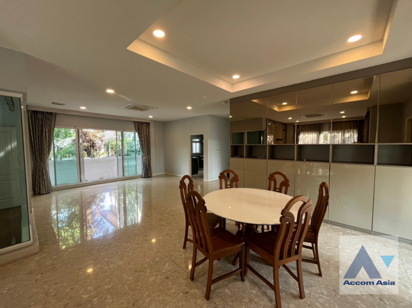 unit 4 Bedrooms  House For Sale in Latkrabang, Bangkok  near ARL Ban Thap Chang (AA39715)