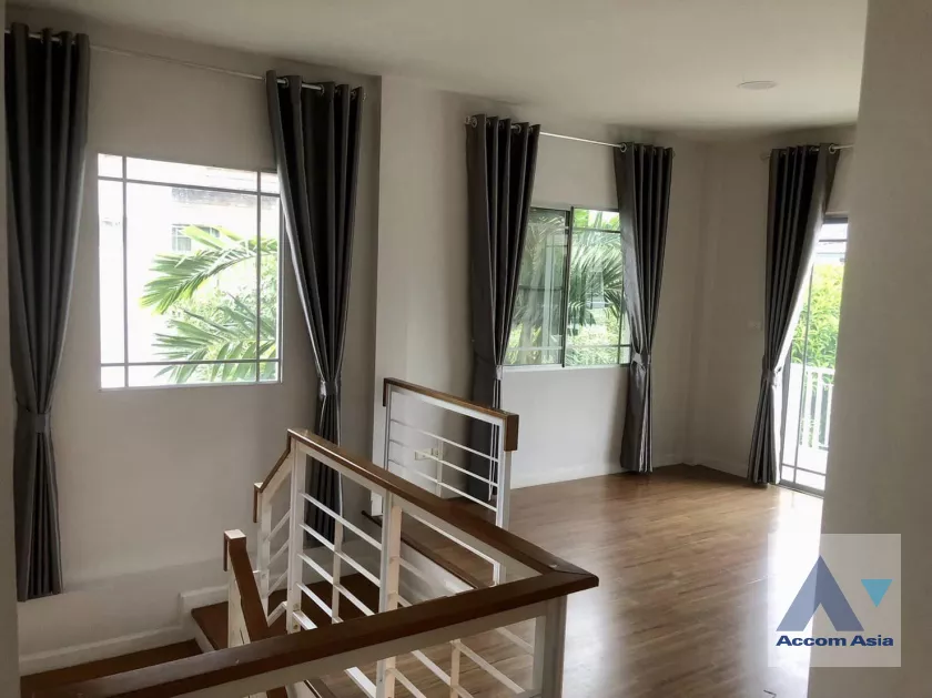 5  3 br House For Rent in Pattanakarn ,Bangkok ARL Ban Thap Chang at Manthana Onnut Wongwan 2 AA39718