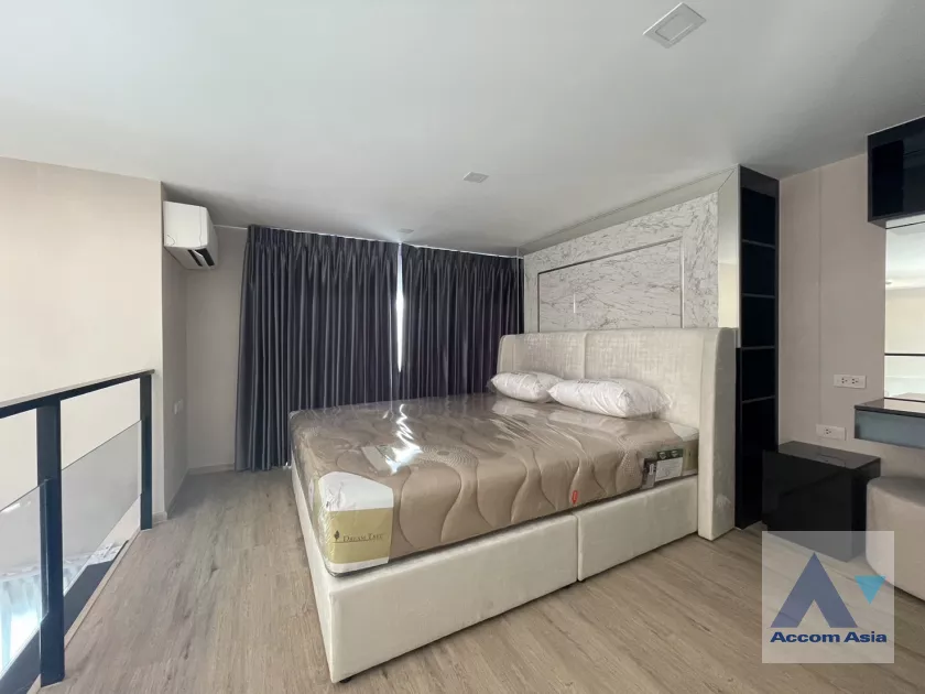 8  2 br Condominium For Rent in Pattanakarn ,Bangkok  at The Rich Rama 9-Srinakarin AA39727