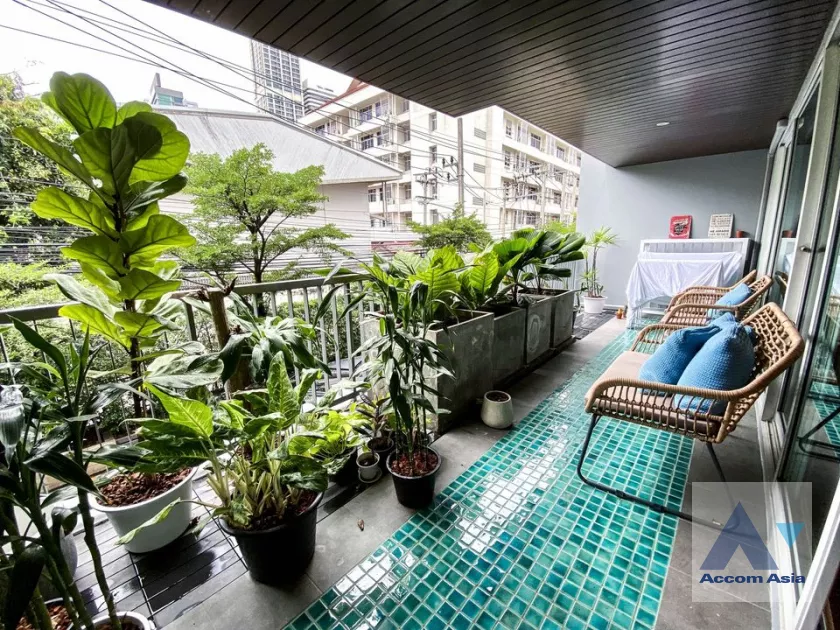 1  3 br Condominium For Sale in Sukhumvit ,Bangkok BTS Asok - MRT Sukhumvit at Urbana Sukhumvit 15 AA39741