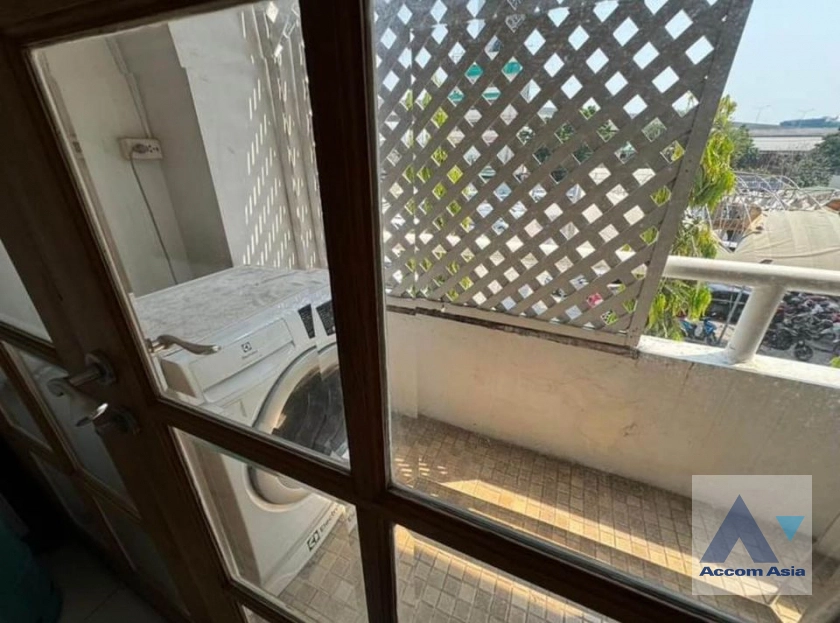 14  2 br Apartment For Rent in Sathorn ,Bangkok MRT Khlong Toei at Classic and Elegant Atmosphere AA39743