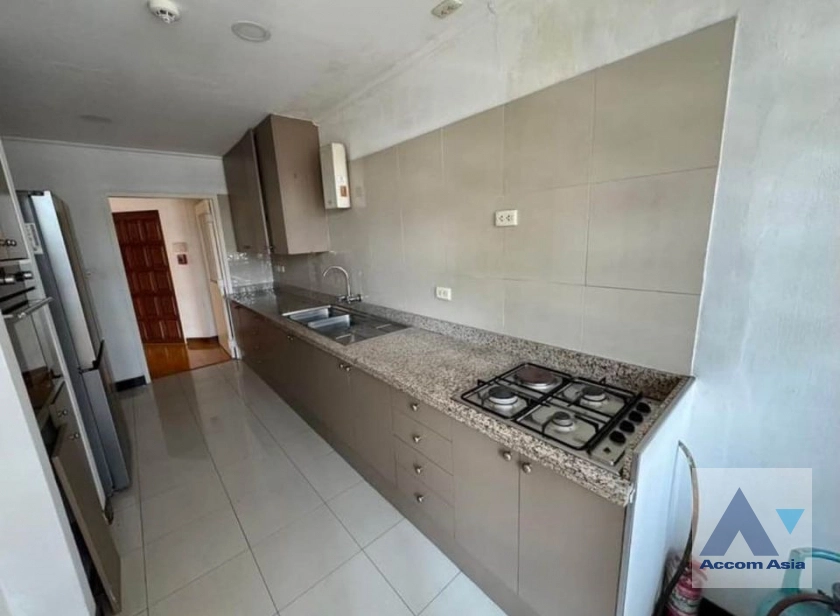 5  2 br Apartment For Rent in Sathorn ,Bangkok MRT Khlong Toei at Classic and Elegant Atmosphere AA39743