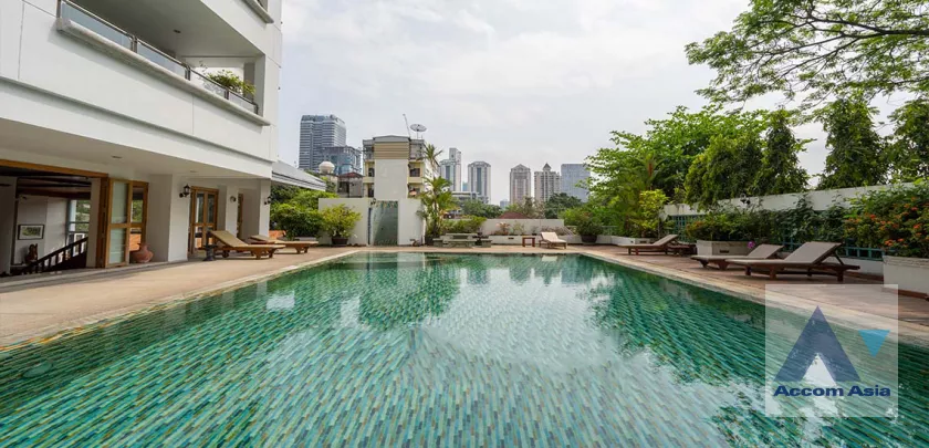  Thai Colonial Style Apartment  2 Bedroom for Rent BTS Chong Nonsi in Sathorn Bangkok