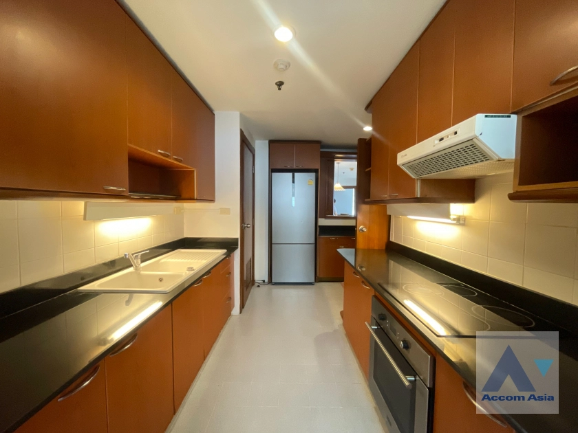 9  2 br Apartment for rent and sale in Sathorn ,Bangkok BTS Chong Nonsi at Thai Colonial Style AA39745