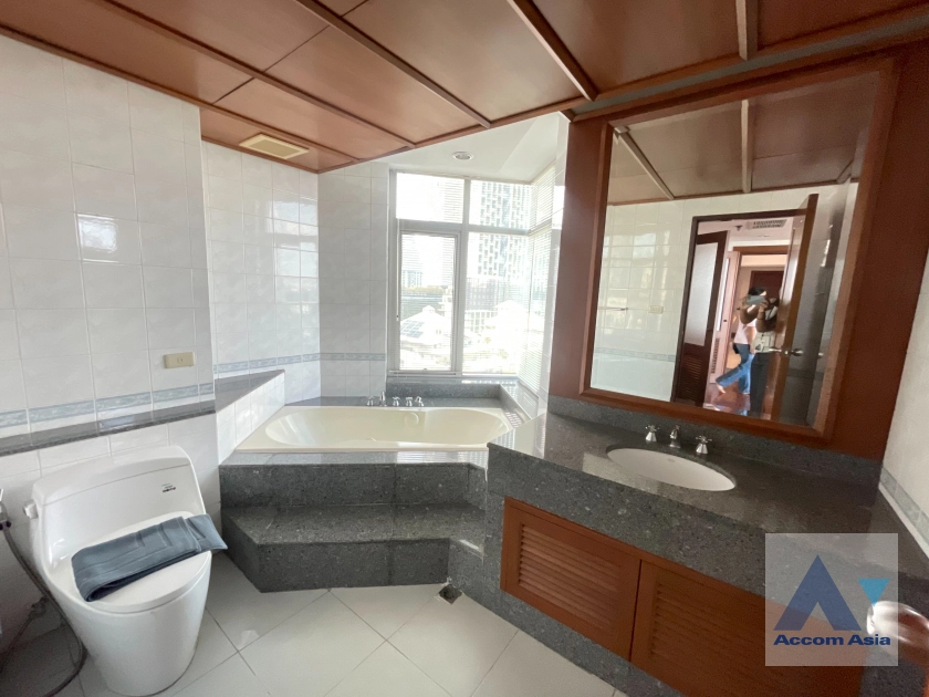 18  2 br Apartment for rent and sale in Sathorn ,Bangkok BTS Chong Nonsi at Thai Colonial Style AA39745