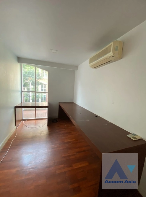 6  4 br House for rent and sale in Sukhumvit ,Bangkok BTS Thong Lo at Baan Klang Krung Thonglor AA39753