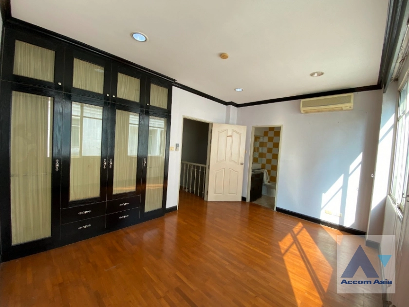 4  4 br House For Rent in Sukhumvit ,Bangkok BTS Thong Lo at Baan Klang Krung Thonglor AA39753