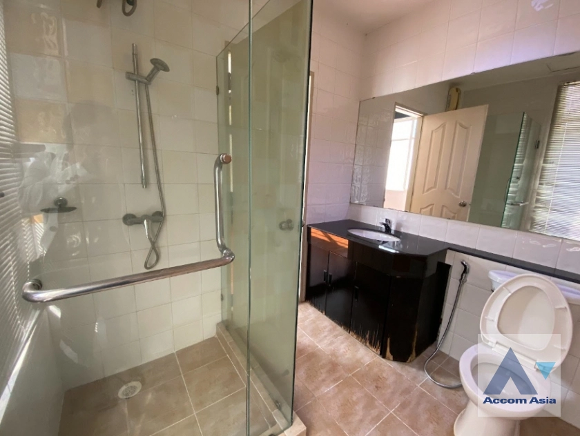 32  4 br House for rent and sale in Sukhumvit ,Bangkok BTS Thong Lo at Baan Klang Krung Thonglor AA39753