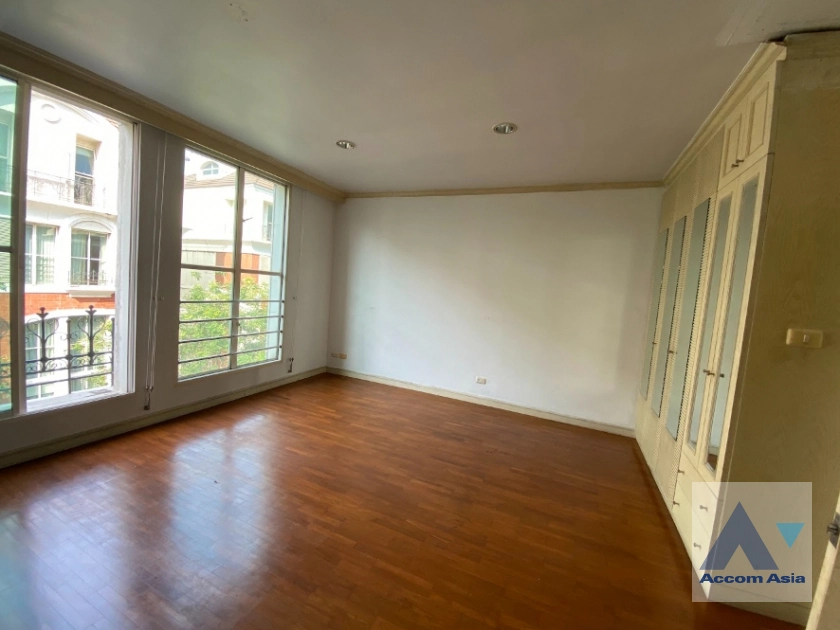 7  4 br House for rent and sale in Sukhumvit ,Bangkok BTS Thong Lo at Baan Klang Krung Thonglor AA39753