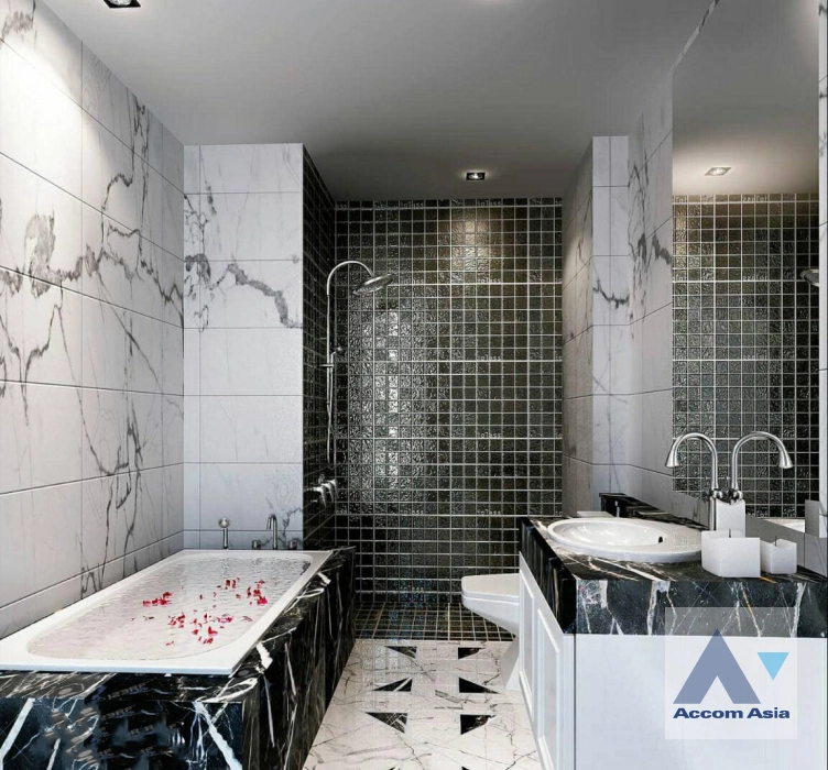 6  6 br Condominium For Sale in Ratchadaphisek ,Bangkok  at Elephant Tower Condominium AA39765