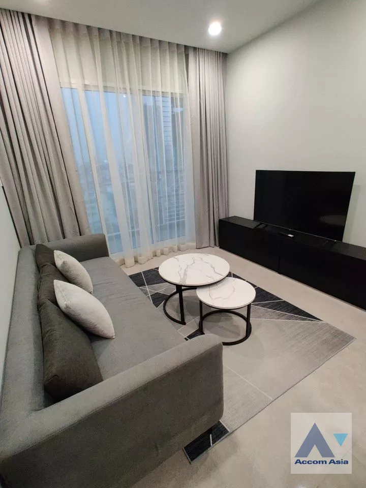 unit 1 Bedroom  Condominium For Rent in Silom, Bangkok  near MRT Sam Yan (AA39767)