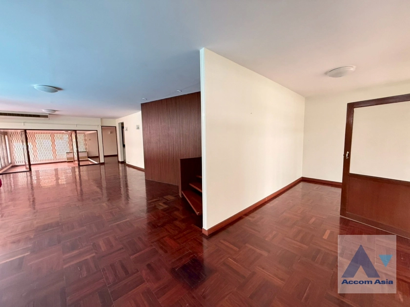 10  3 br House For Rent in Sukhumvit ,Bangkok BTS Nana 6000101