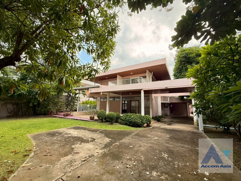 unitPrivate Swimming Pool, Pet friendly | Spacious house with lush garden in Sukhumvit (6000101)