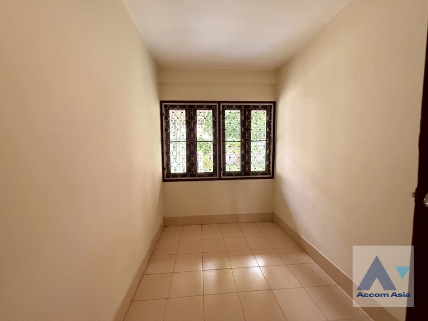 13  3 br House For Rent in Sukhumvit ,Bangkok BTS Nana 6000101
