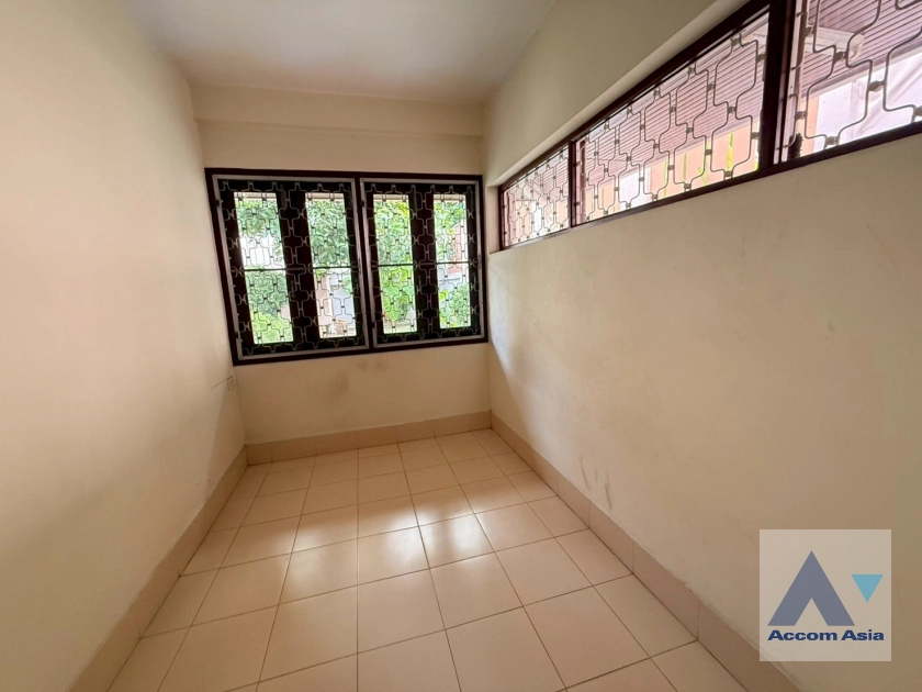 14  3 br House For Rent in Sukhumvit ,Bangkok BTS Nana 6000101