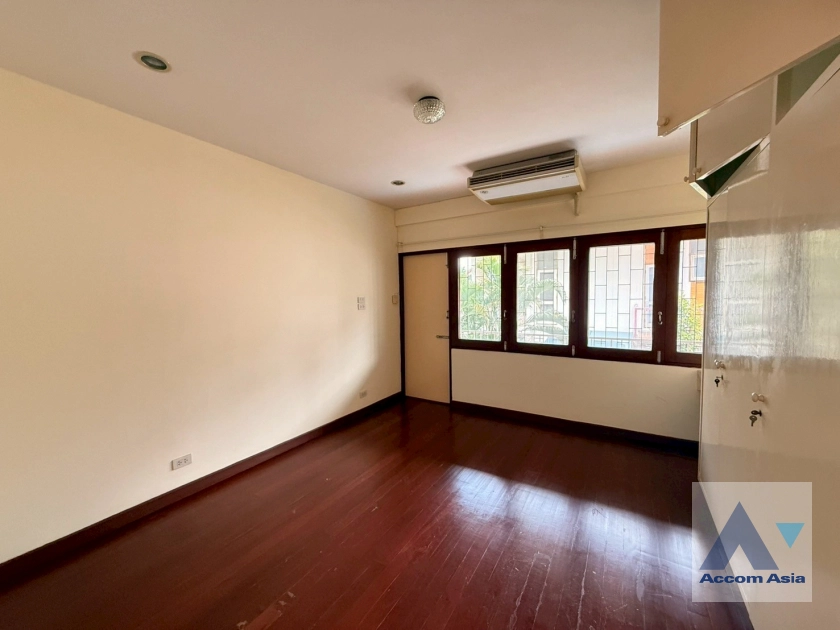 23  3 br House For Rent in Sukhumvit ,Bangkok BTS Nana 6000101