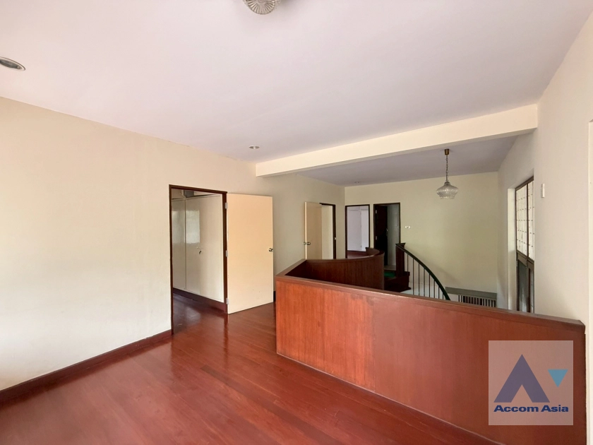 25  3 br House For Rent in Sukhumvit ,Bangkok BTS Nana 6000101