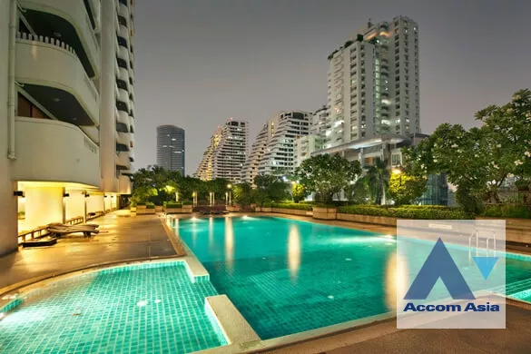  2  4 br Apartment For Rent in Sukhumvit ,Bangkok BTS Phrom Phong at High quality of living AA39777