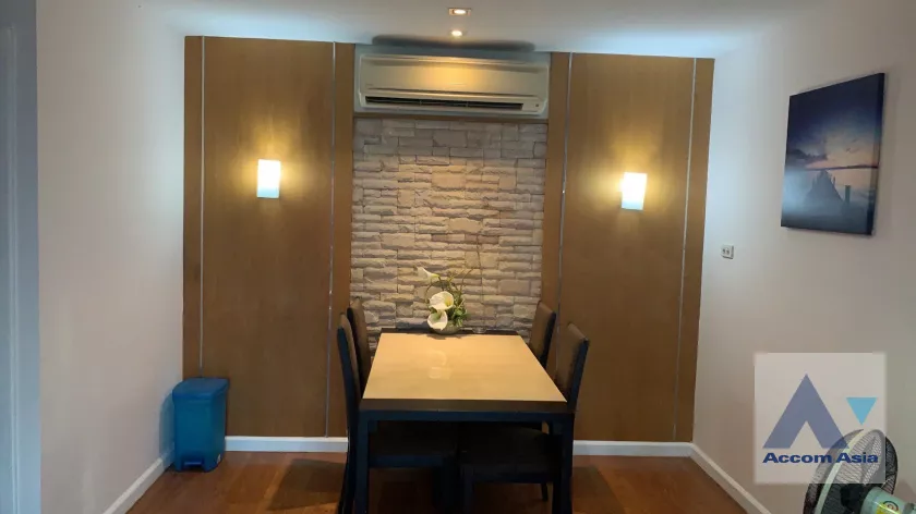 unit 2 Bedrooms  Condominium For Rent in Sukhumvit, Bangkok  near BTS Thong Lo (AA39780)