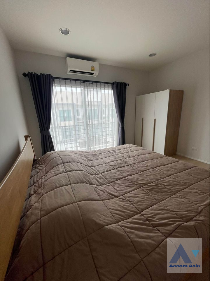 5  3 br House For Rent in Pattanakarn ,Bangkok BTS On Nut at Baan Klang Muang Sukhumvit 77-On Nut 17 AA39786