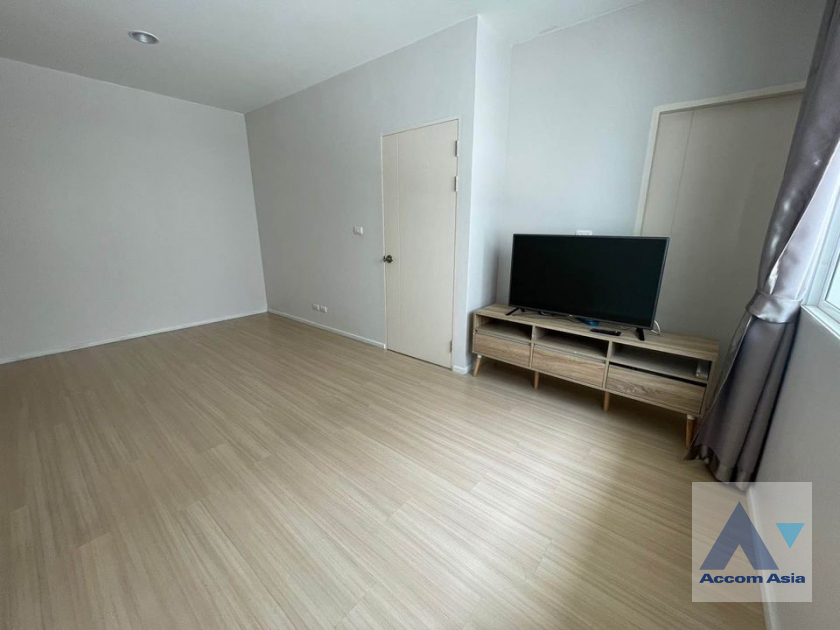 9  3 br House For Rent in Pattanakarn ,Bangkok BTS On Nut at Baan Klang Muang Sukhumvit 77-On Nut 17 AA39786