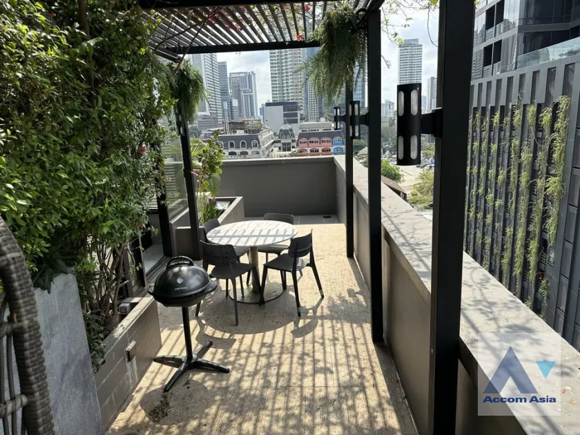 unitHuge Terrace |  2 Bedrooms  Condominium For Rent in Silom, Bangkok  near BTS Chong Nonsi (AA39789)