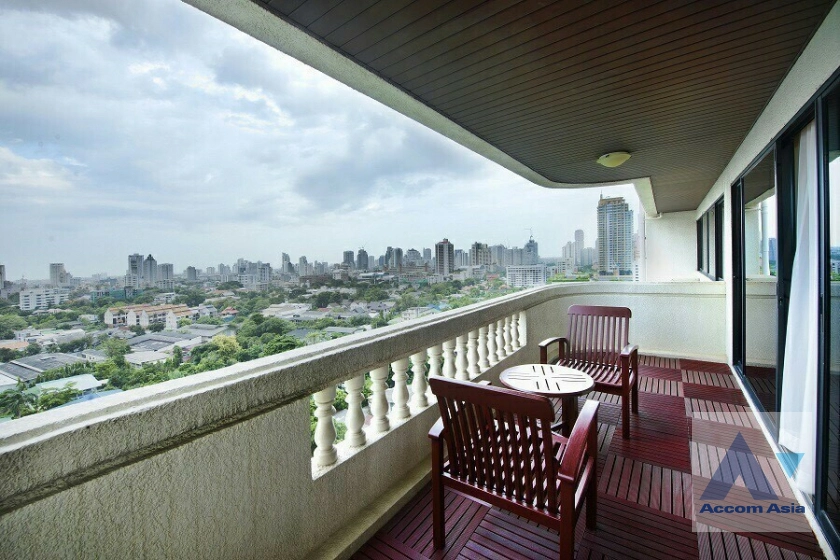 10  3 br Apartment For Rent in Sukhumvit ,Bangkok BTS Phrom Phong at High quality of living AA39792