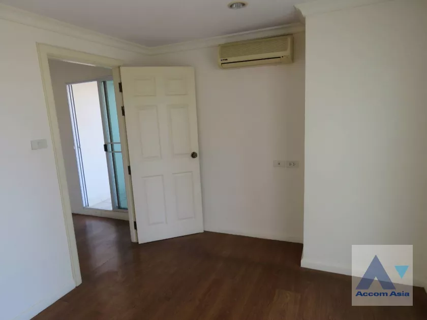 unit 1 Bedroom  Condominium For Sale in Sukhumvit, Bangkok  near BTS Asok - MRT Phetchaburi (AA39793)
