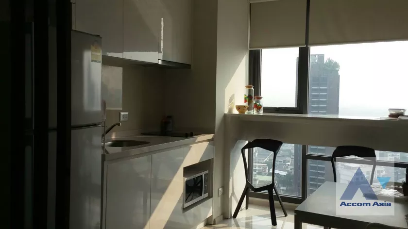  1  1 br Condominium For Sale in Sukhumvit ,Bangkok BTS Ekkamai at Rhythm Sukhumvit 42 AA39815