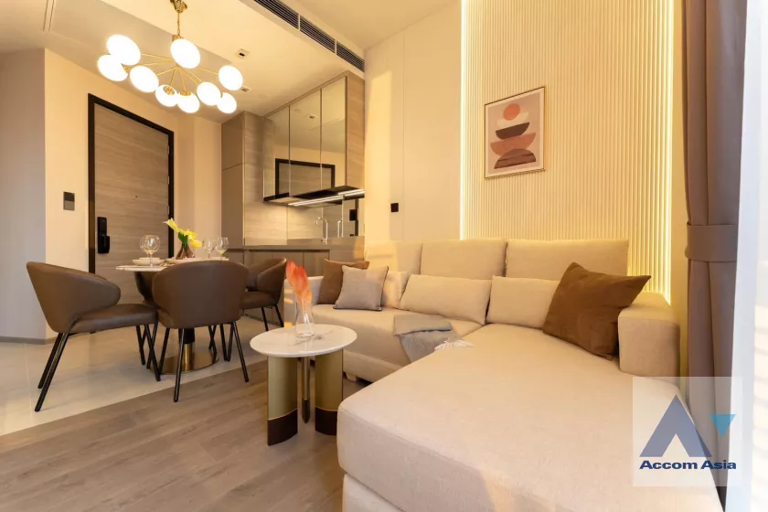 unit 2 Bedrooms  Condominium For Rent in Phaholyothin, Bangkok  near MRT Phahon Yothin (AA39816)