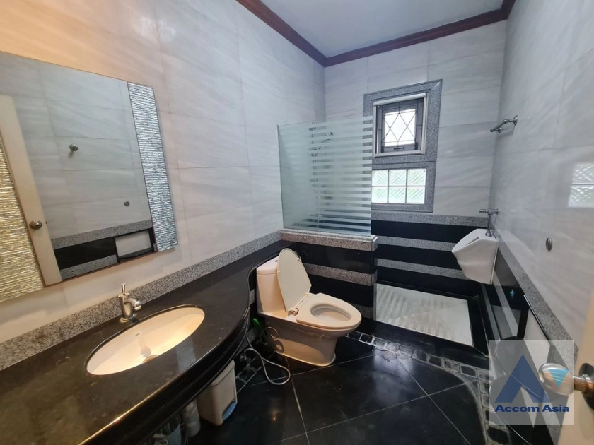 16  5 br House for rent and sale in Lat Phrao ,Bangkok  AA39826