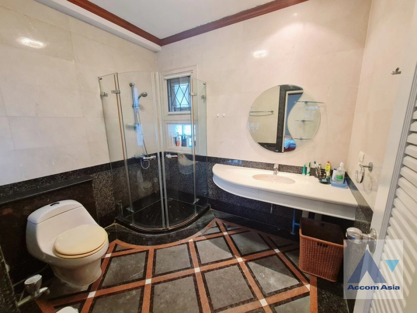 19  5 br House for rent and sale in Lat Phrao ,Bangkok  AA39826